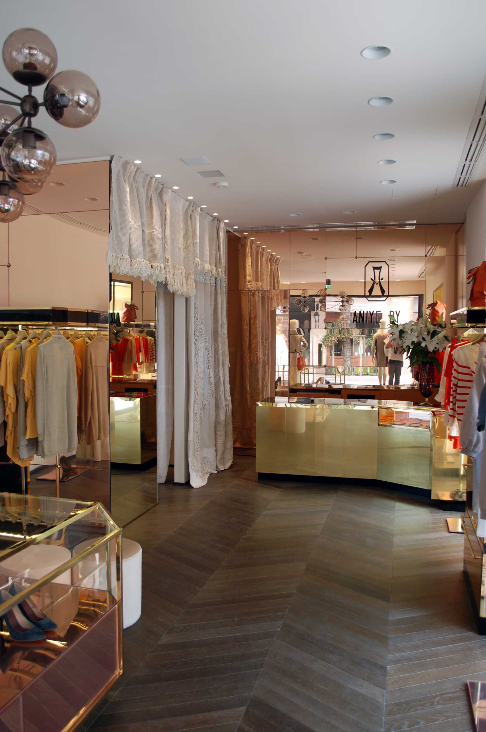 progetto-contract-aniye-by-4