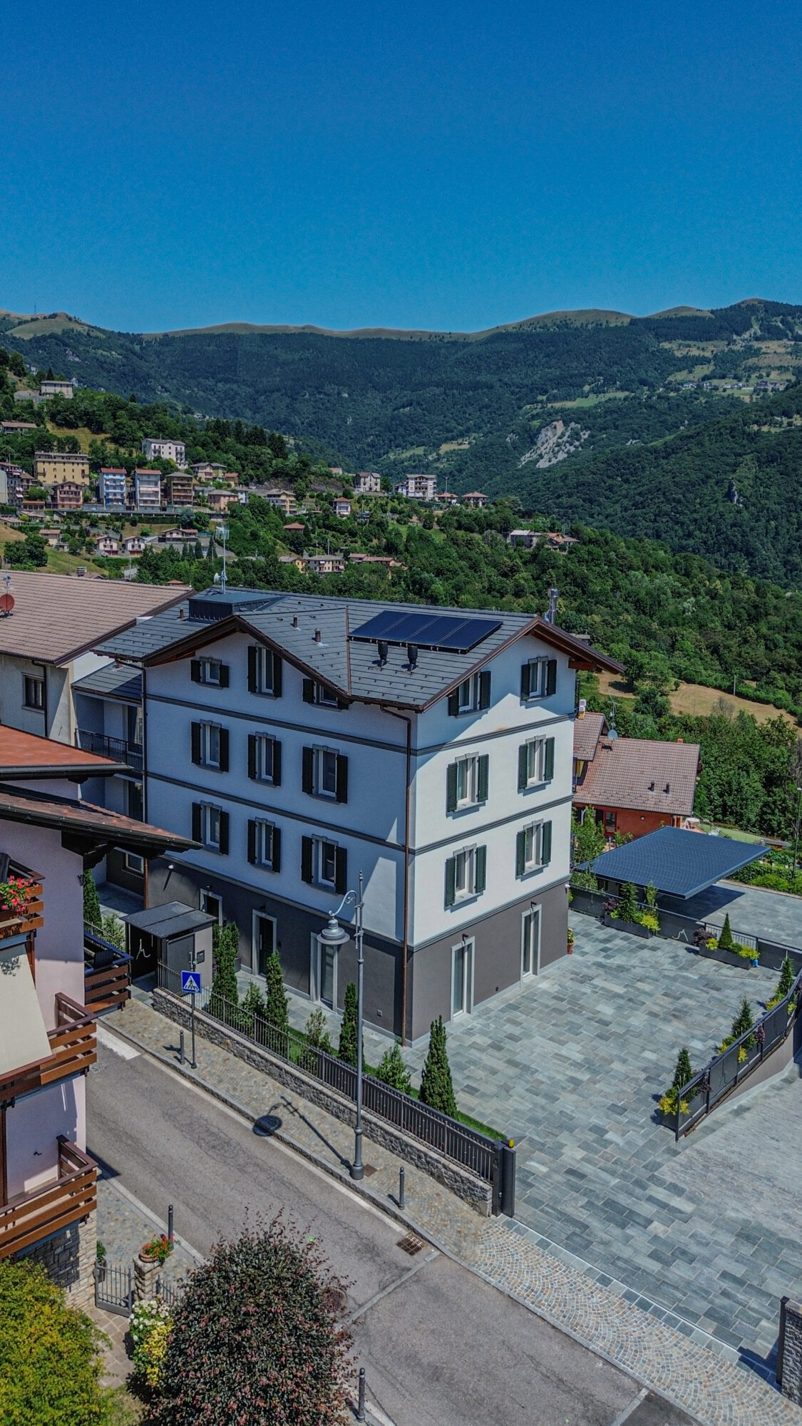 Vista laterale del Miramontino Mountain Suite